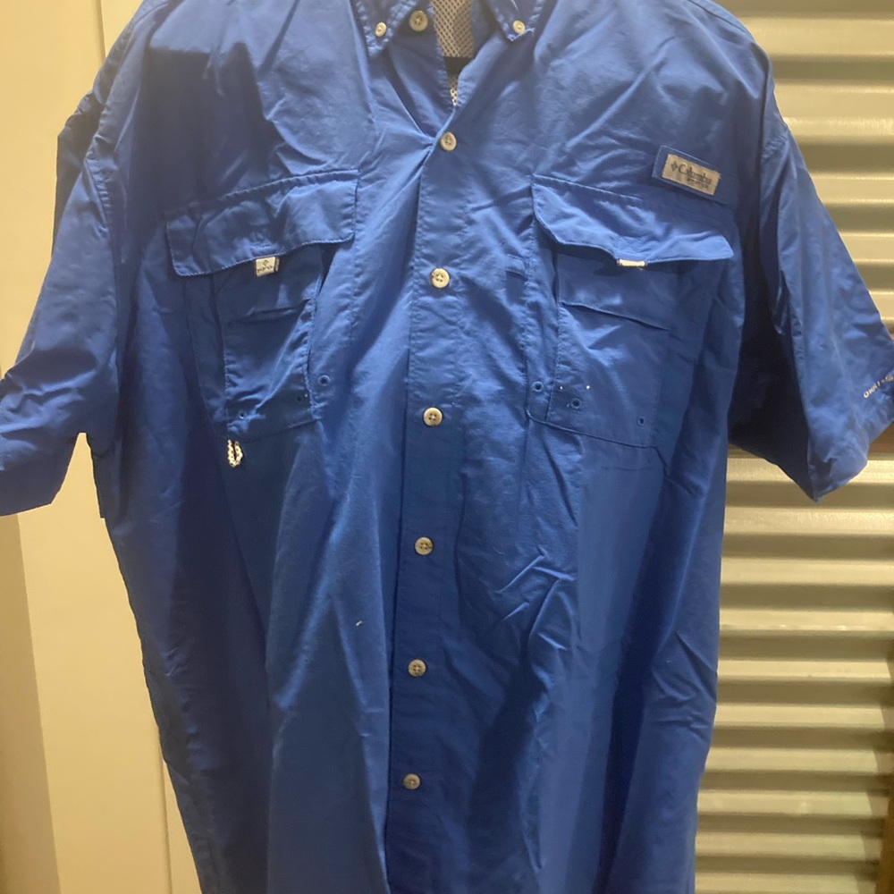 Columbia Blue Outdoor Shirt greet condition